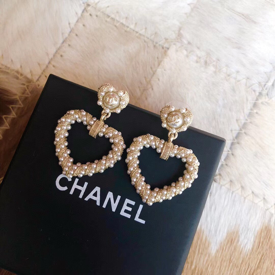 18K  Chanel Heart Pendant Earrings